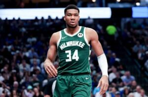 Kevin Durant Trade Report Emerges After Giannis Antetokounmpo News