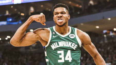Knicks might actually be back in play for Giannis after huge trade reveal